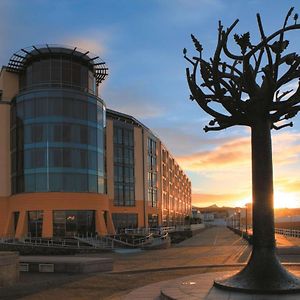 Radisson Blu Waterfront Hotel, Jersey